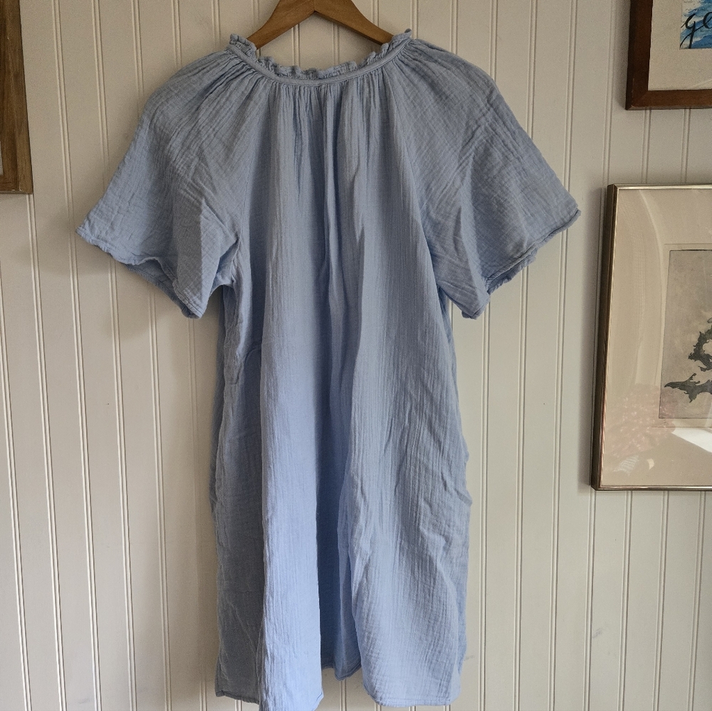 Old Navy Baby Blue Gauze Flutter Sleeve Knee Length Dress - Picture 6 of 7